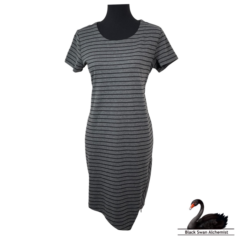 VINTAGE Maurices Short Sleeve Grey/Black Striped Dress Size: MEDIUM